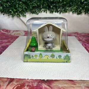 Solar Dancing Totoro  in the house solar powered 4"(H)